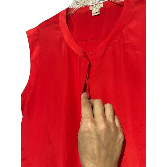 J.Crew Womens Sleeveless Red Blouse Size 10 V-Neck Button Detail Lightweight Top - Picture 3 of 5
